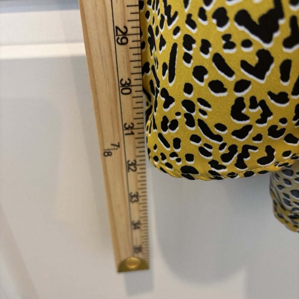 BCBGenteration | Yellow Faux Wrap Mini Dress Sz 0 Animal Print - Picture 9 of 15